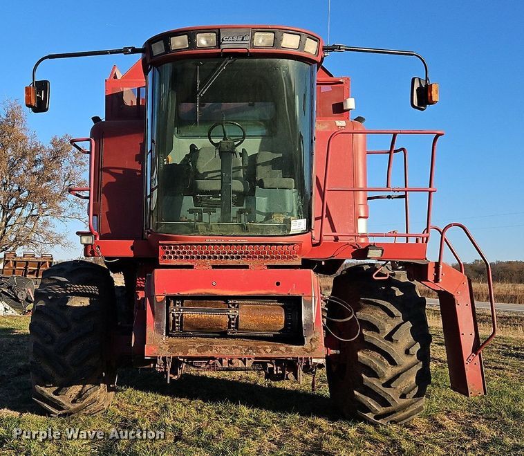 image for item DN7096 1997 Case IH 2188 Axial-Flow  RWA combine