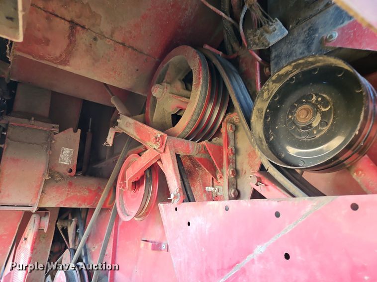 image for item DN7096 1997 Case IH 2188 Axial-Flow  RWA combine