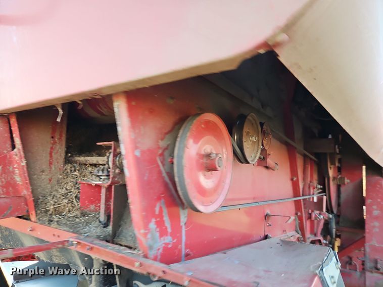 image for item DN7096 1997 Case IH 2188 Axial-Flow  RWA combine