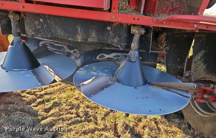 image for item DN7096 1997 Case IH 2188 Axial-Flow  RWA combine