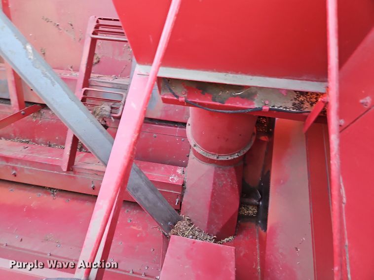 image for item DN7096 1997 Case IH 2188 Axial-Flow  RWA combine