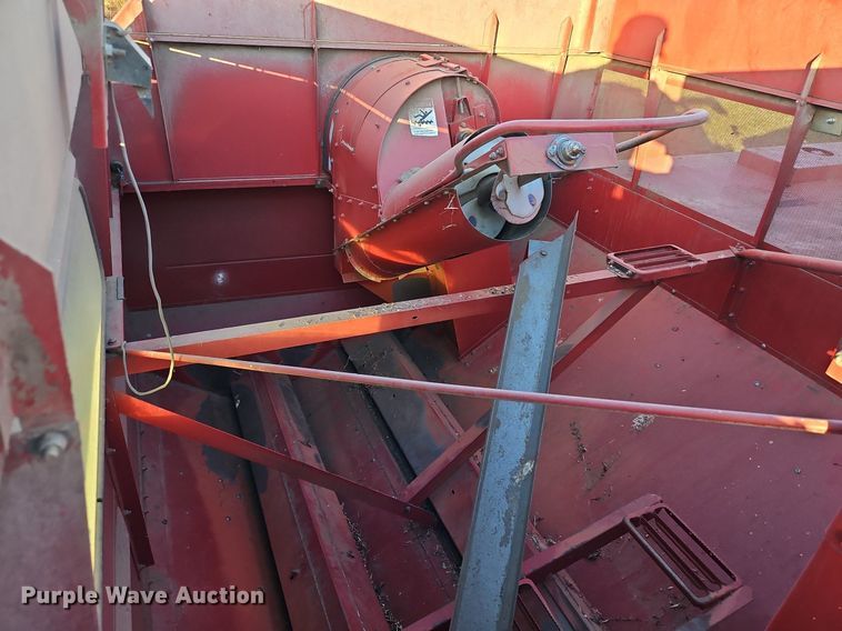 image for item DN7096 1997 Case IH 2188 Axial-Flow  RWA combine