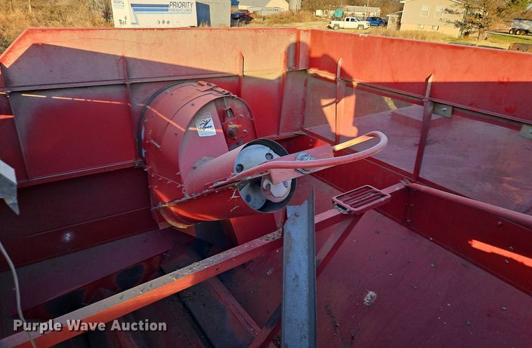 image for item DN7096 1997 Case IH 2188 Axial-Flow  RWA combine