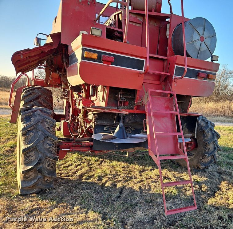 image for item DN7096 1997 Case IH 2188 Axial-Flow  RWA combine