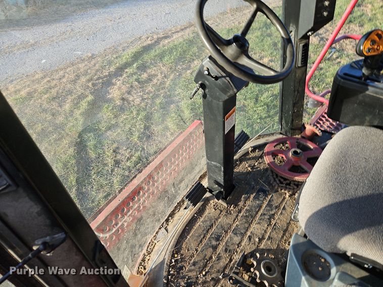 image for item DN7096 1997 Case IH 2188 Axial-Flow  RWA combine