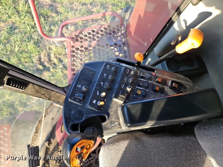 image for item DN7096 1997 Case IH 2188 Axial-Flow  RWA combine