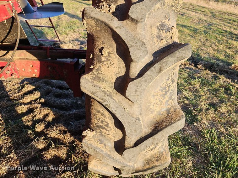 image for item DN7096 1997 Case IH 2188 Axial-Flow  RWA combine