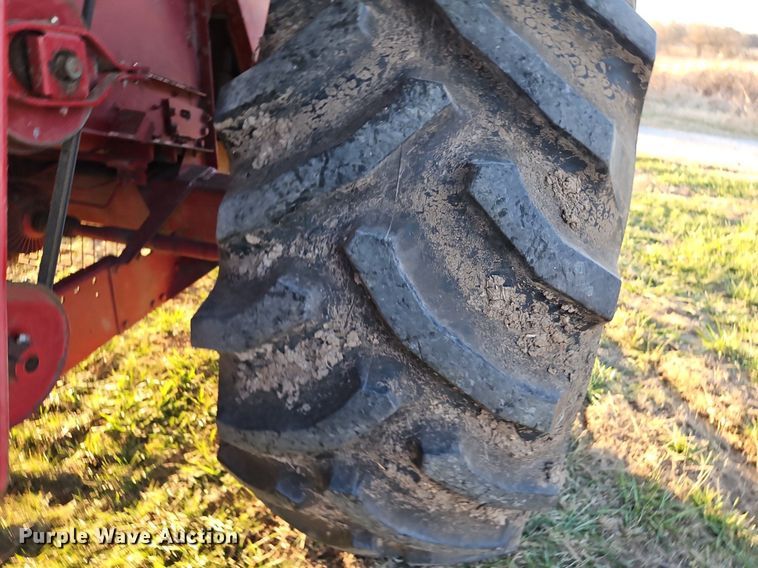 image for item DN7096 1997 Case IH 2188 Axial-Flow  RWA combine