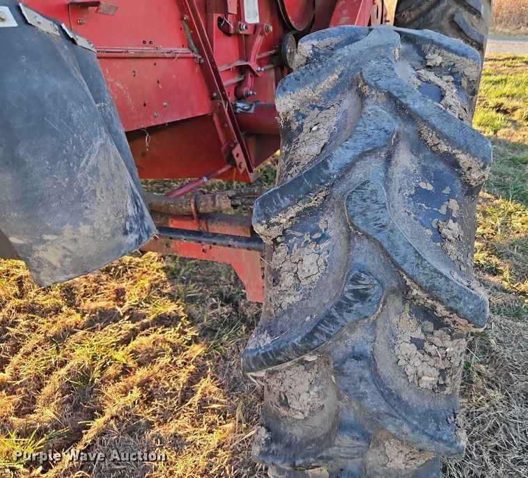 image for item DN7096 1997 Case IH 2188 Axial-Flow  RWA combine