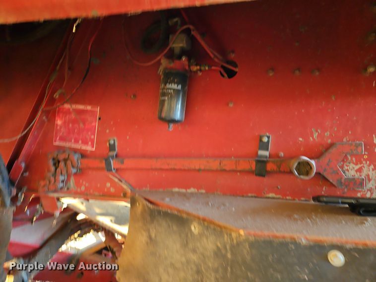 image for item DN7097 1988 Case IH 1660 Axial-Flow  RWA combine