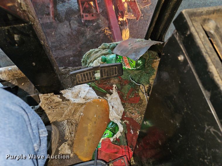 image for item DN7097 1988 Case IH 1660 Axial-Flow  RWA combine