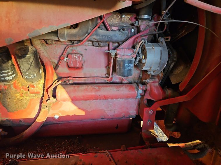 image for item DN7097 1988 Case IH 1660 Axial-Flow  RWA combine