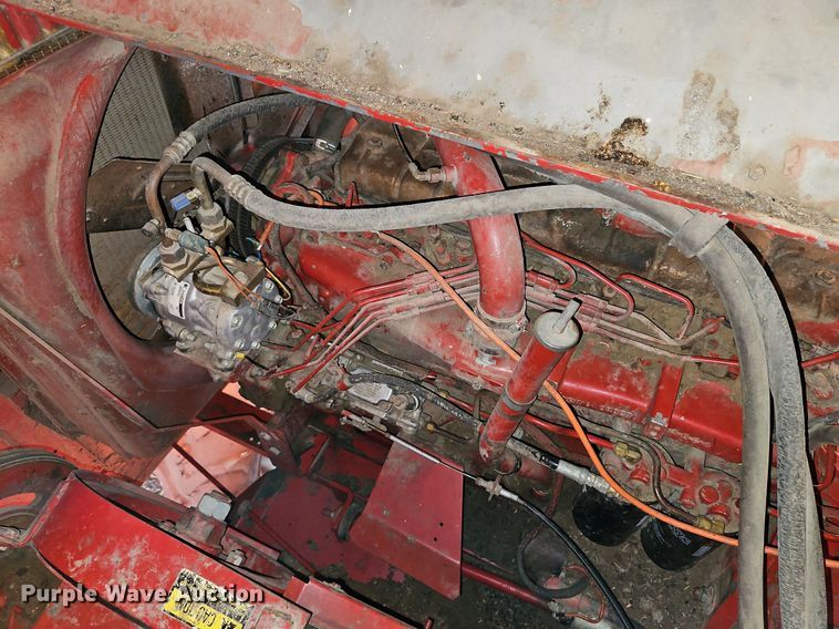 image for item DN7097 1988 Case IH 1660 Axial-Flow  RWA combine