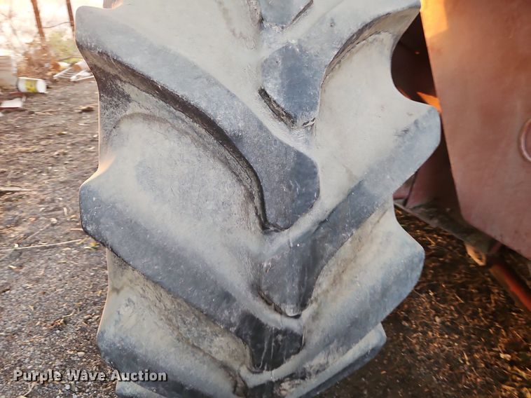 image for item DN7097 1988 Case IH 1660 Axial-Flow  RWA combine