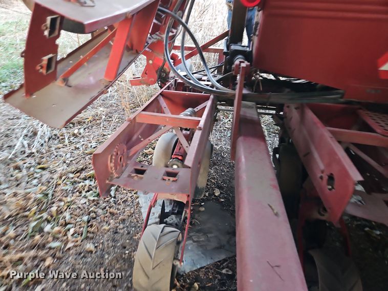 image for item DN7098 Case IH 955  planter