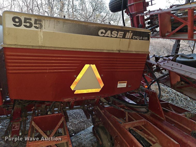 image for item DN7098 Case IH 955  planter