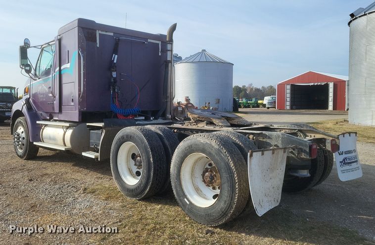 image for item DO4722 2001 Sterling  semi truck