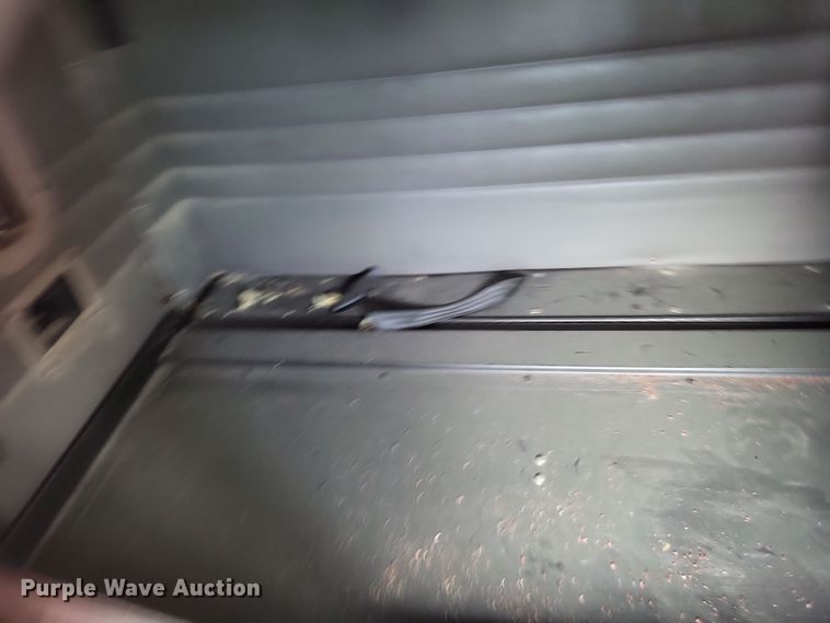 image for item DO4722 2001 Sterling  semi truck