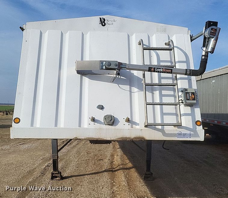 image for item DO4723 2010 Neville  grain trailer