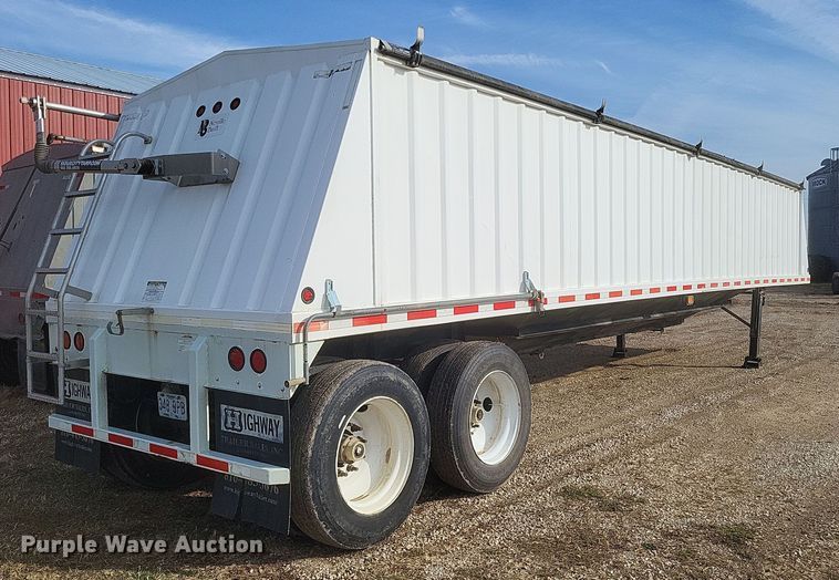 image for item DO4723 2010 Neville  grain trailer