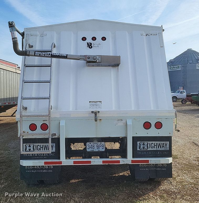 image for item DO4723 2010 Neville  grain trailer