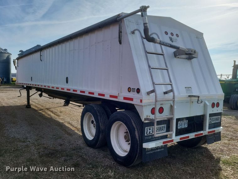 image for item DO4723 2010 Neville  grain trailer