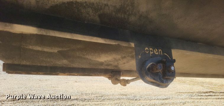 image for item DO4723 2010 Neville  grain trailer