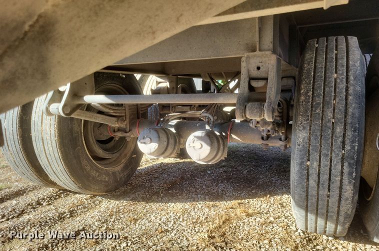 image for item DO4723 2010 Neville  grain trailer