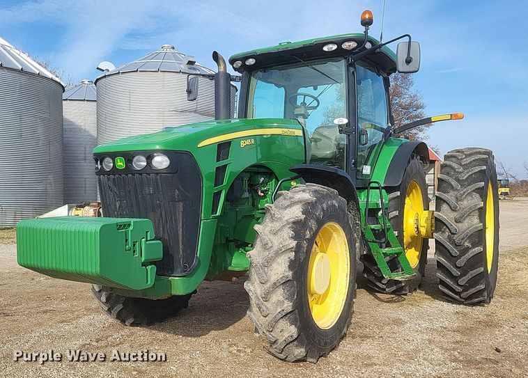 image for item DO4724 2010 John Deere 8245R  MFWD tractor