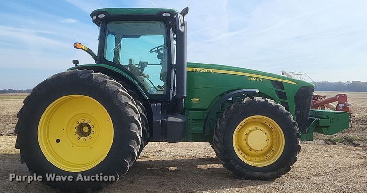image for item DO4724 2010 John Deere 8245R  MFWD tractor