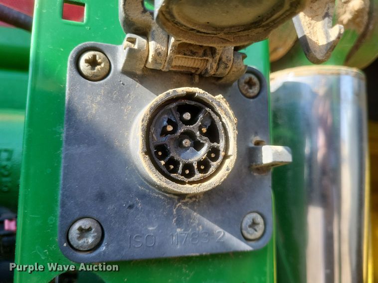 image for item DO4724 2010 John Deere 8245R  MFWD tractor