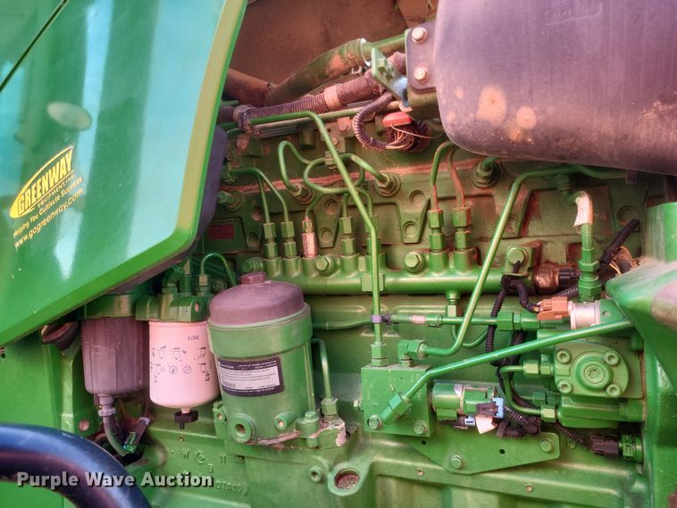 image for item DO4724 2010 John Deere 8245R  MFWD tractor