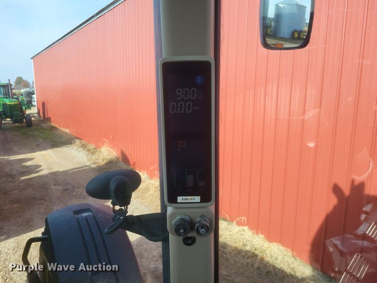 image for item DO4724 2010 John Deere 8245R  MFWD tractor