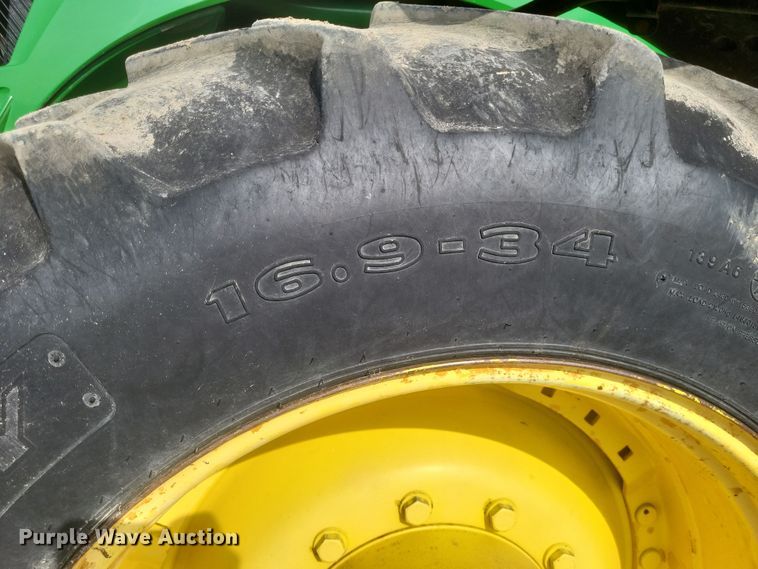 image for item DO4724 2010 John Deere 8245R  MFWD tractor