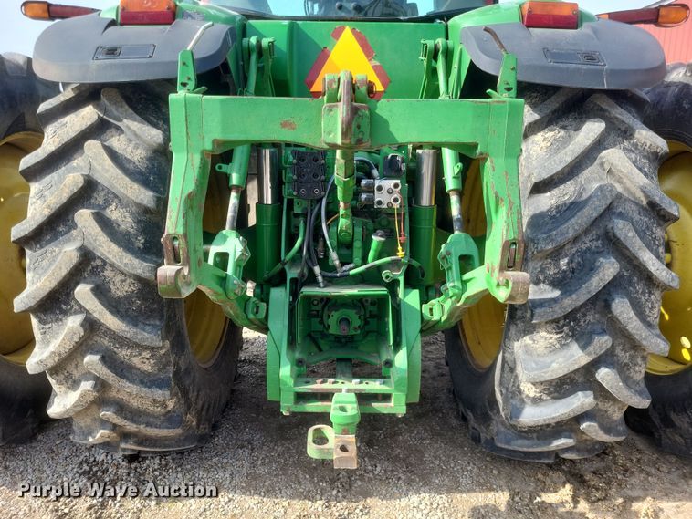 image for item DO4725 2008 John Deere 8230  MFWD tractor