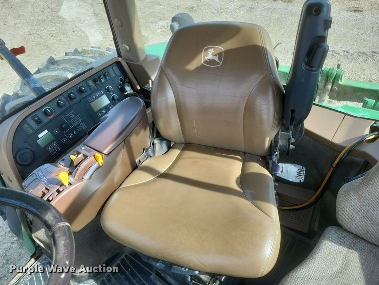 image for item DO4725 2008 John Deere 8230  MFWD tractor