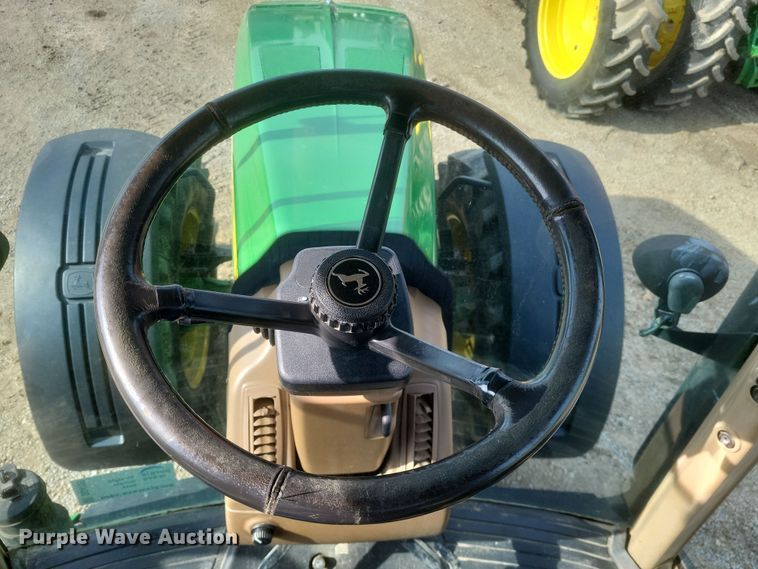image for item DO4725 2008 John Deere 8230  MFWD tractor