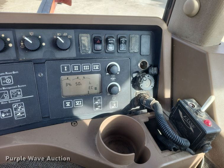 image for item DO4725 2008 John Deere 8230  MFWD tractor