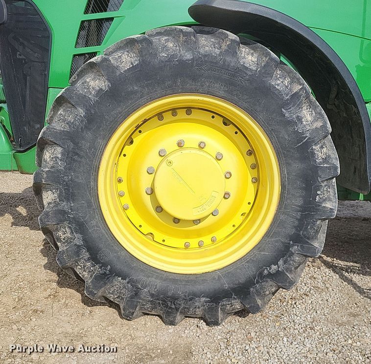 image for item DO4725 2008 John Deere 8230  MFWD tractor