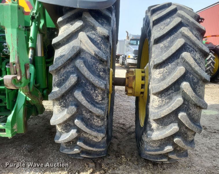 image for item DO4725 2008 John Deere 8230  MFWD tractor