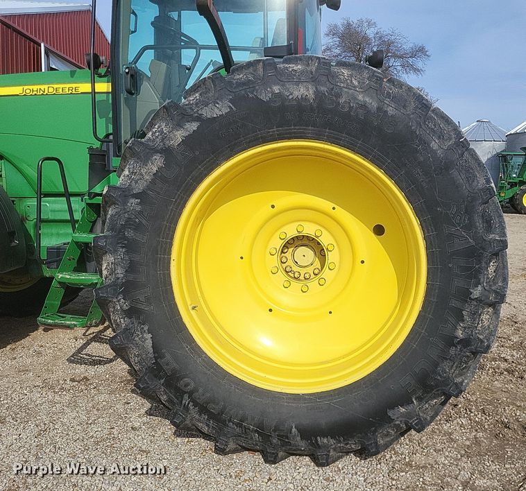 image for item DO4725 2008 John Deere 8230  MFWD tractor