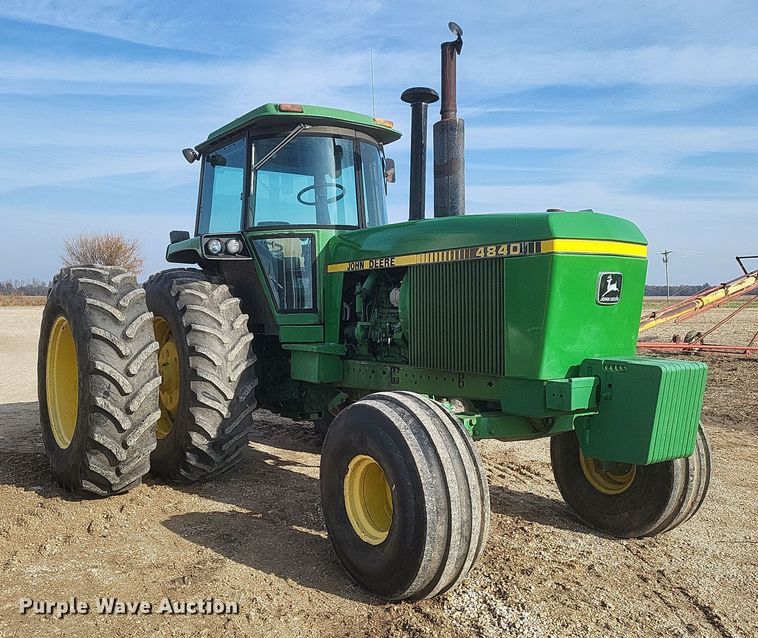 image for item DO4727 1981 John Deere 4840  tractor