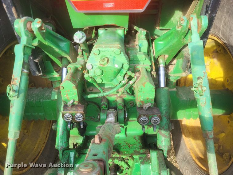 image for item DO4727 1981 John Deere 4840  tractor