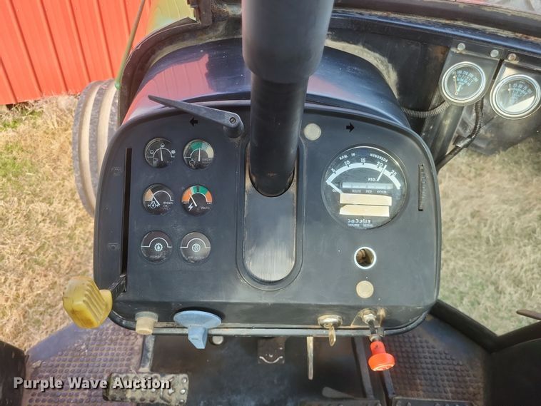 image for item DO4727 1981 John Deere 4840  tractor