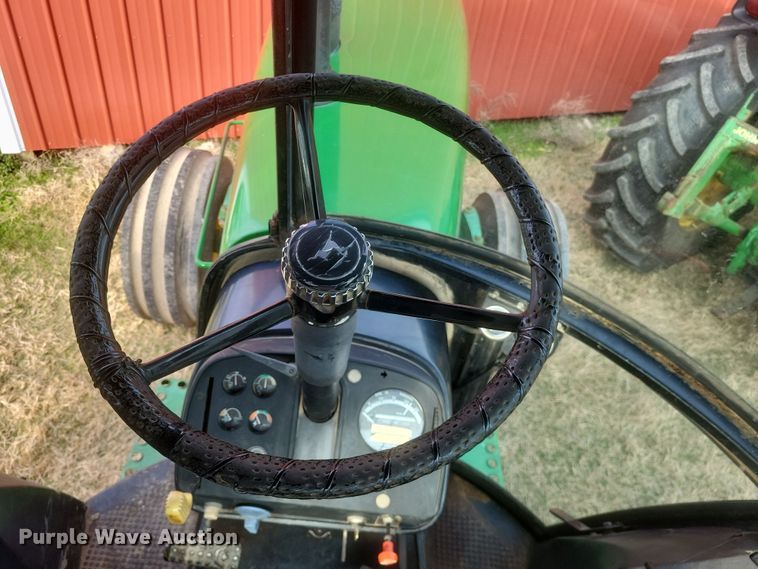 image for item DO4727 1981 John Deere 4840  tractor