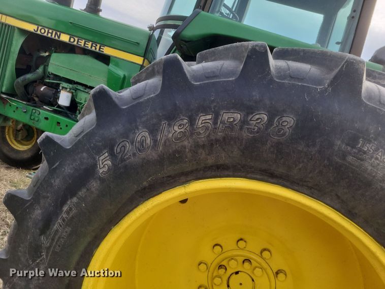 image for item DO4727 1981 John Deere 4840  tractor