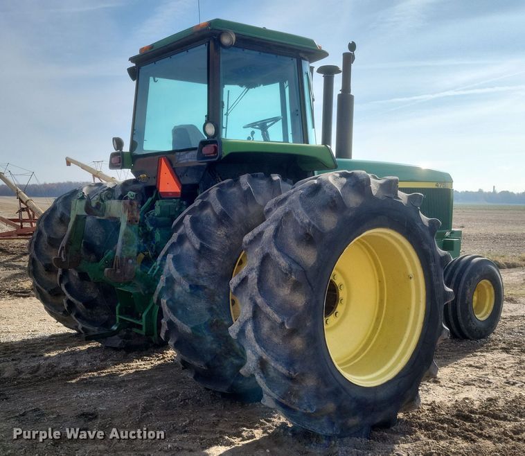 image for item DO4728 1990 John Deere 4755  tractor