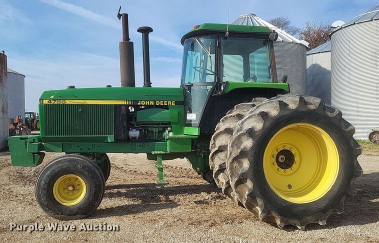 image for item DO4728 1990 John Deere 4755  tractor