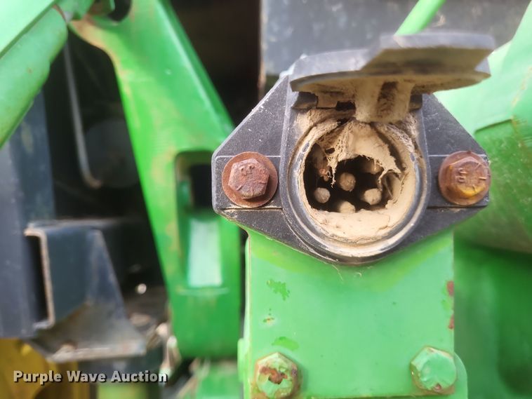 image for item DO4728 1990 John Deere 4755  tractor