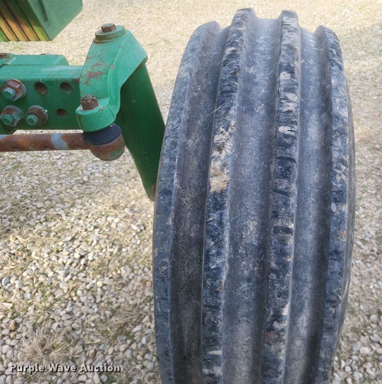 image for item DO4728 1990 John Deere 4755  tractor